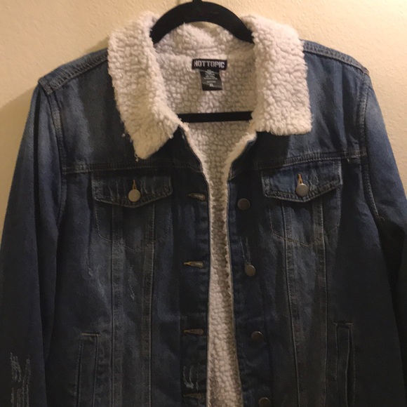 Hot Topic Jackets & Blazers - Fleece lined denim jacket.
